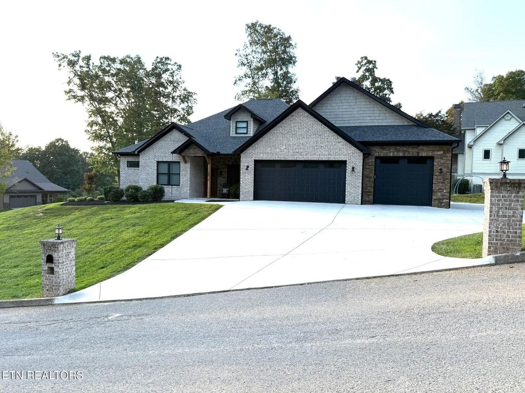 105 Top Sail Court, Andersonville, TN 37705