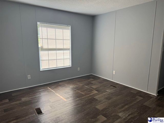 2525 Persimmons Drive, Hartsville, SC 29550