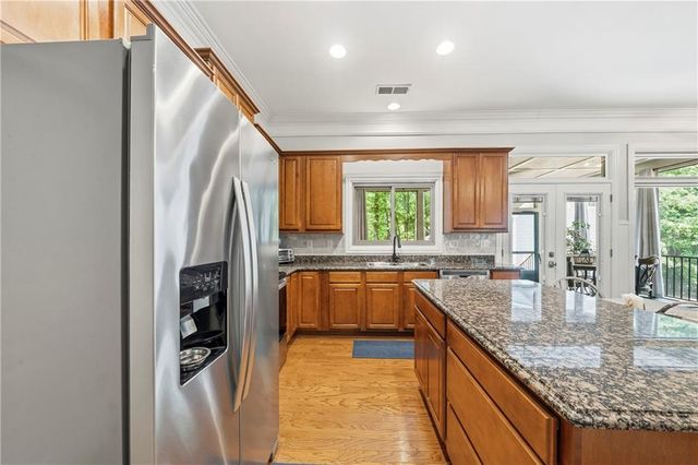 160 Parkside Lane, Eatonton, GA 31024