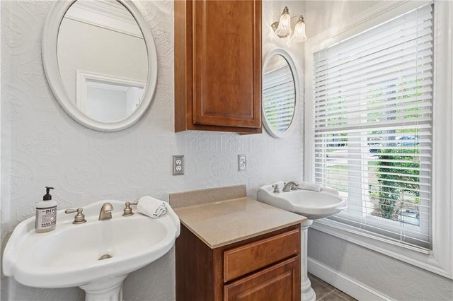 160 Parkside Lane, Eatonton, GA 31024