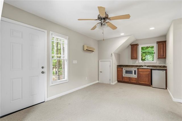 160 Parkside Lane, Eatonton, GA 31024