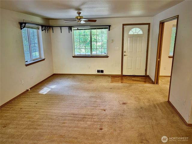 7808 Egret Drive SE, Olympia, WA 98513
