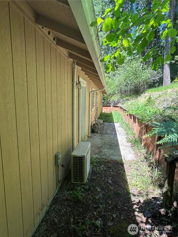 7808 Egret Drive SE, Olympia, WA 98513