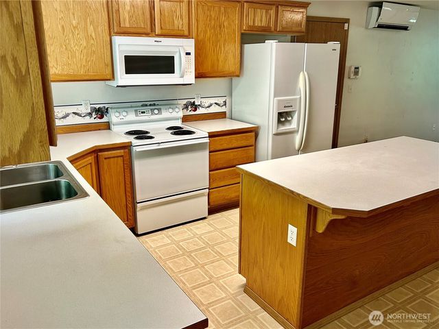 7808 Egret Drive SE, Olympia, WA 98513