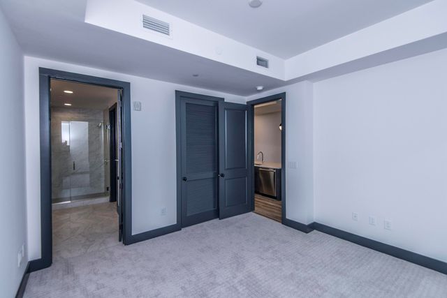 5 Gadsdenboro Street Apt 312, Charleston, SC 29401