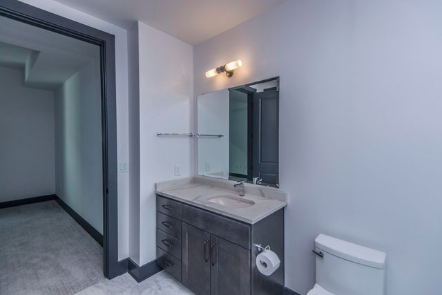 5 Gadsdenboro Street Apt 312, Charleston, SC 29401