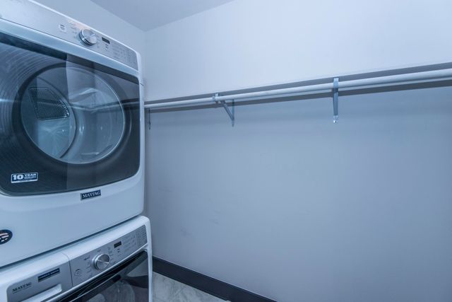 5 Gadsdenboro Street Apt 312, Charleston, SC 29401