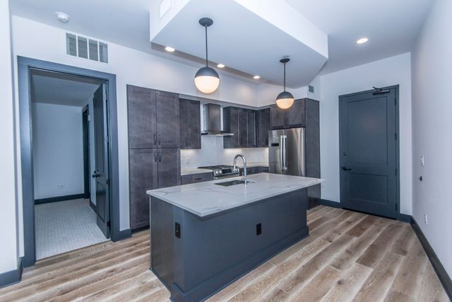5 Gadsdenboro Street Apt 312, Charleston, SC 29401