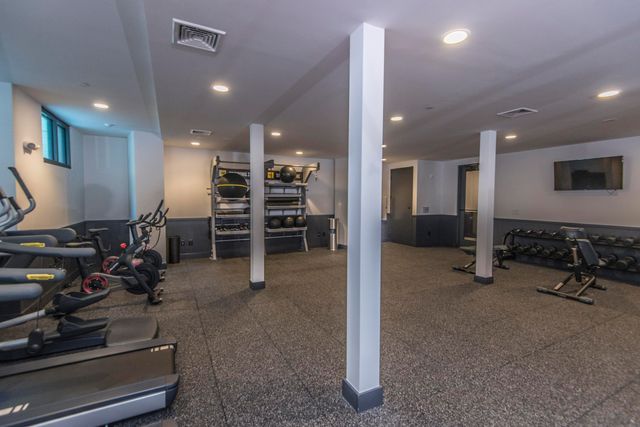 5 Gadsdenboro Street Apt 312, Charleston, SC 29401