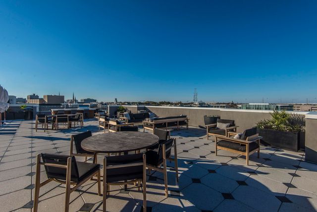 5 Gadsdenboro Street Apt 312, Charleston, SC 29401