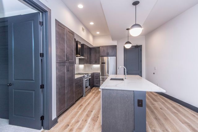 5 Gadsdenboro Street Apt 312, Charleston, SC 29401