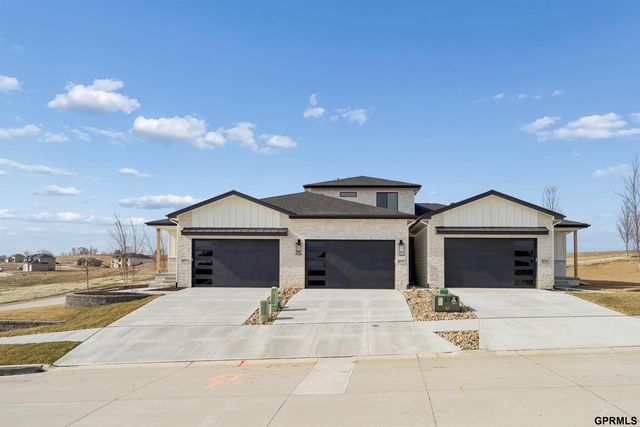 18108 Cooper Street, Gretna, NE 68028