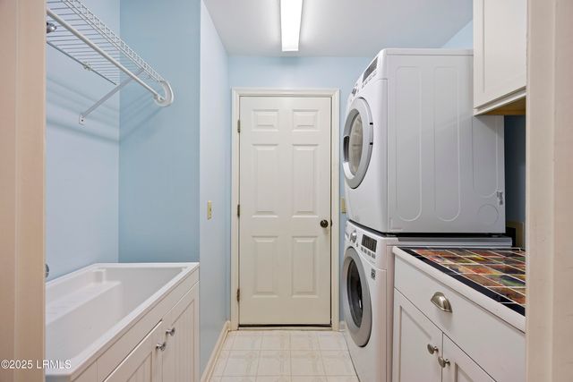 161 Locust Fence Road, St. Helena Island, SC 29920