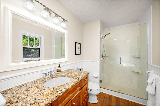 12155 Gantry Lane, Apple Valley, MN 55124