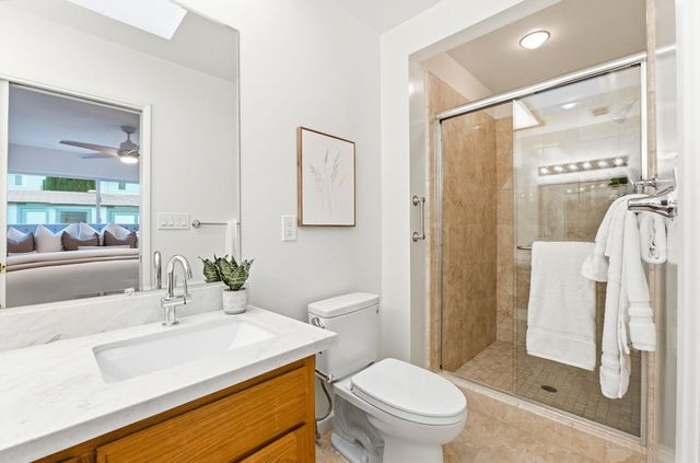 1111 1111 Stellar Way, Milpitas, CA 95035