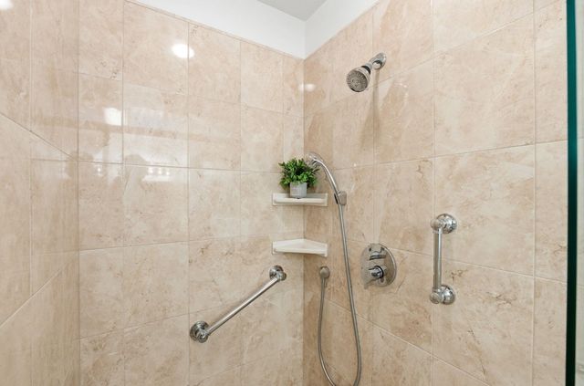 1111 1111 Stellar Way, Milpitas, CA 95035