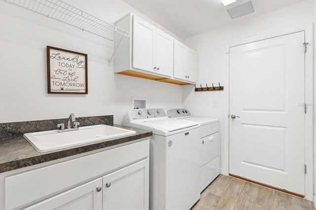 11405 ZIMMERMAN PATH, Oxford, FL 34484