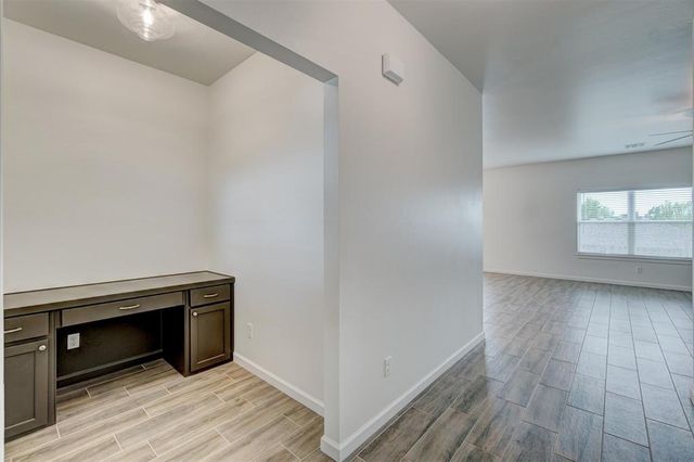 528 NW 175th Street, Edmond, OK 73012