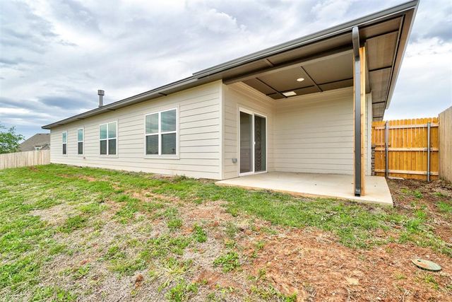 528 NW 175th Street, Edmond, OK 73012