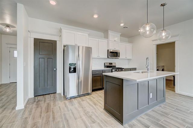 528 NW 175th Street, Edmond, OK 73012