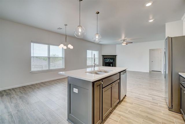 528 NW 175th Street, Edmond, OK 73012