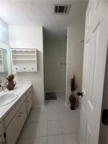 910 Burning Bush Drive, Loganville, GA 30052