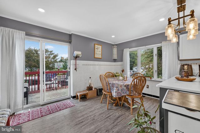 1810 MEETINGHOUSE RD, Upper Chichester, PA 19061