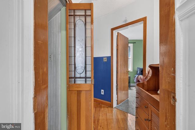 1810 MEETINGHOUSE RD, Upper Chichester, PA 19061