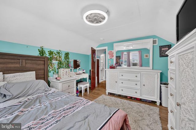 1810 MEETINGHOUSE RD, Upper Chichester, PA 19061
