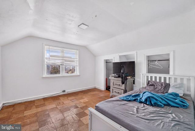 1810 MEETINGHOUSE RD, Upper Chichester, PA 19061