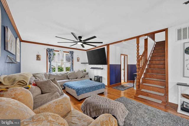 1810 MEETINGHOUSE RD, Upper Chichester, PA 19061