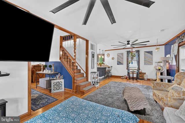 1810 MEETINGHOUSE RD, Upper Chichester, PA 19061