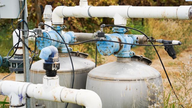 58802 N Hinzerling Rd., Prosser, WA 99350