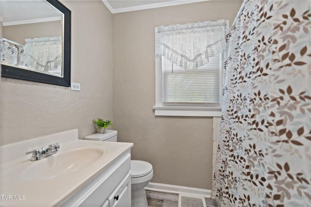 617 Carson Street, Greeneville, TN 37743