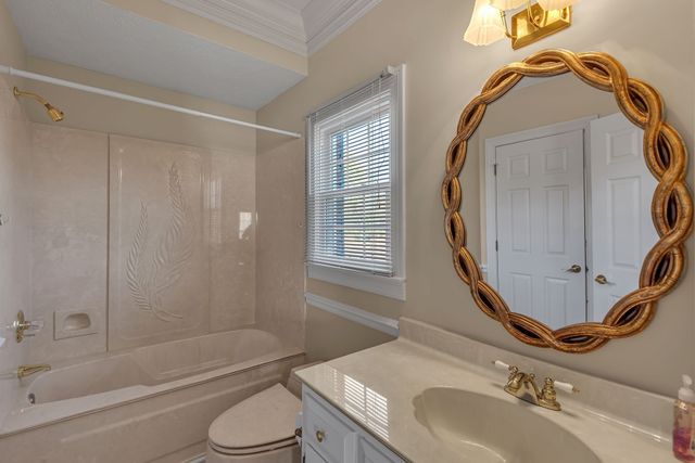 161 Graystone Dr, Gallatin, TN 37066