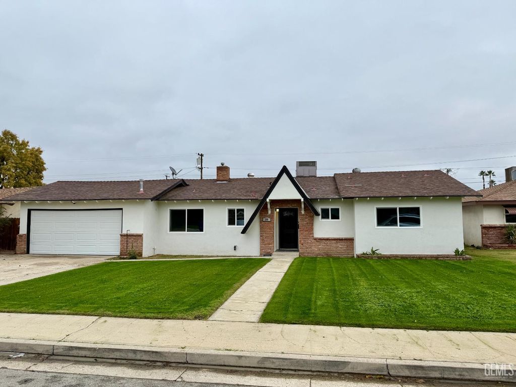 260 Maple Street, Shafter, CA 93263