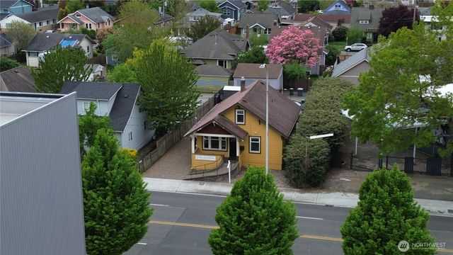 337 Park Avenue N, Renton, WA 98057