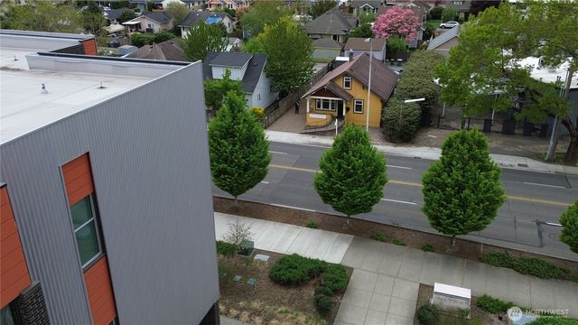 337 Park Avenue N, Renton, WA 98057