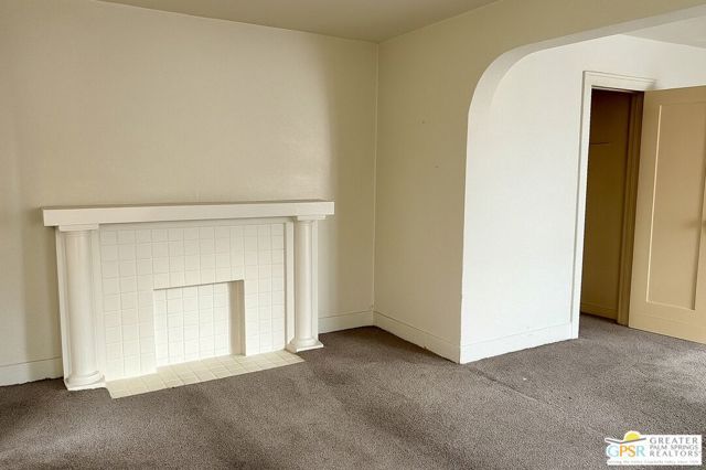 2812 Alsace Avenue, Los Angeles, CA 90016