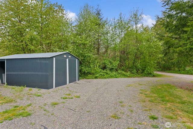 11215 180th Lane SW, Rochester, WA 98584