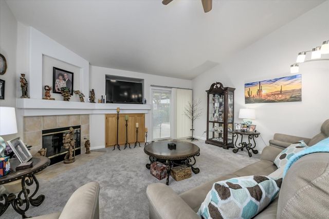 8456 Cook Riolo Rd, Antelope, CA 95843