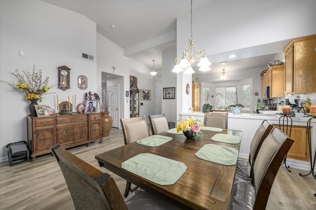 8456 Cook Riolo Rd, Antelope, CA 95843