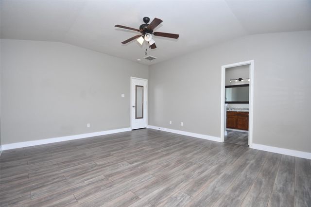 24406 Lakecrest Village Drive, Katy, TX 77493