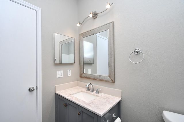 24406 Lakecrest Village Drive, Katy, TX 77493