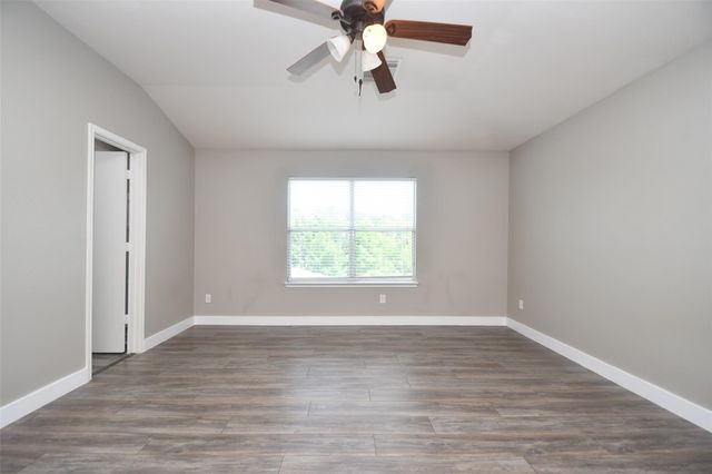 24406 Lakecrest Village Drive, Katy, TX 77493
