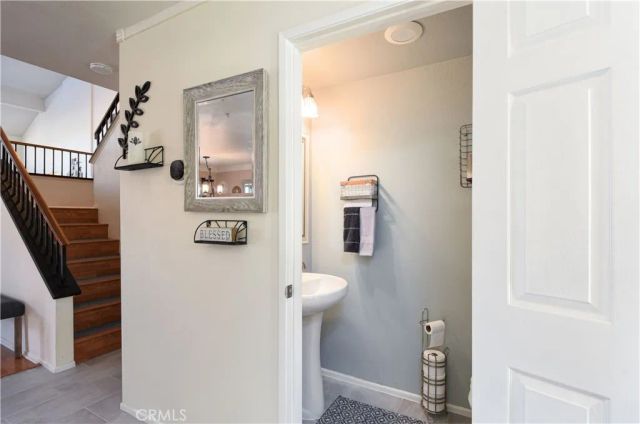 7215 Ayers Rock Road, Riverside, CA 92508