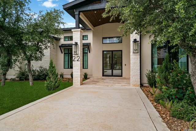 22 SAXBY GLN, San Antonio, TX 78257