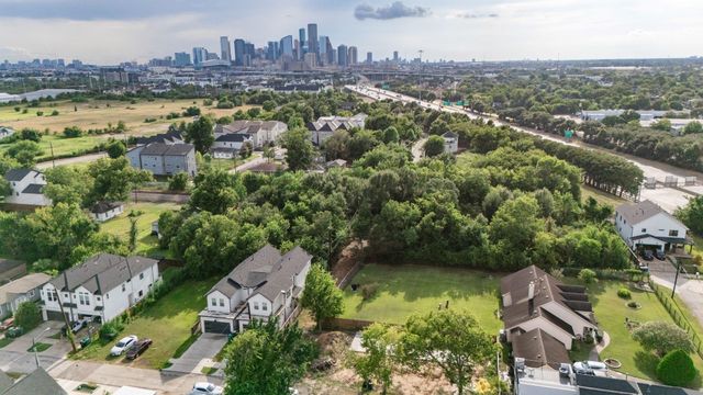 1004 Press Street, Houston, TX 77020