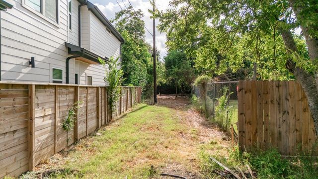 1004 Press Street, Houston, TX 77020