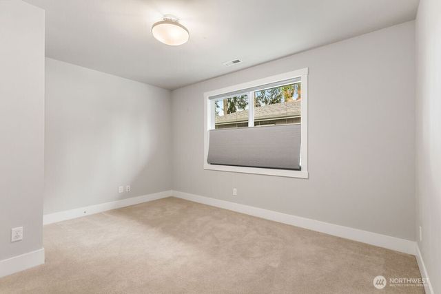15021 73rd Court NE, Kenmore, WA 98028